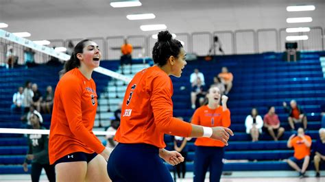 Block party helps No. 24 Auburn Volleyball get past UAB - Auburn Tigers ...