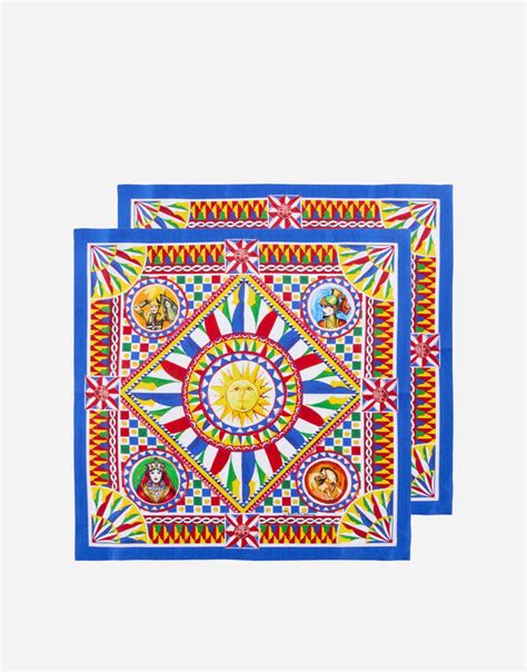 Tablecloths and napkins: designer set | Dolce&Gabbana® Casa