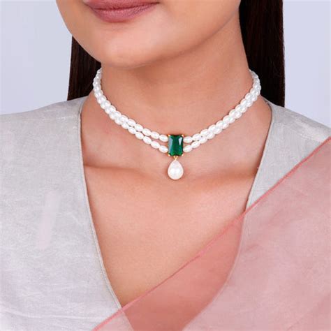 5 Classic Pearl Necklaces to Make You Look Like Royalty – GIVA
