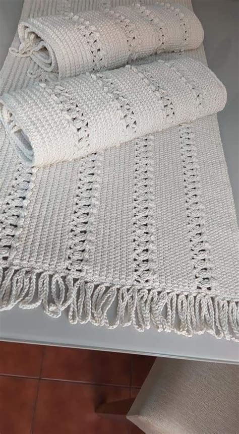 Crochet Round Table Runner Tutorial 的图像结果