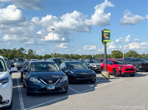 Warning: Disney World Hotels Will Soon Be Cracking Down on Parking ...
