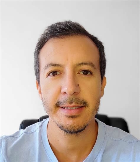 Felipe Cordero | Ingénieur. Codeur. Résolveur de problèmes.