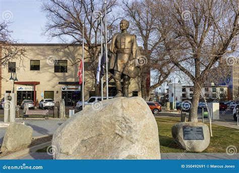 Powning Veterans Memorial Park with a Statue of Major General Jesse Lee ...