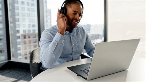 Noise Cancelling Headphones 700 UC | Bose