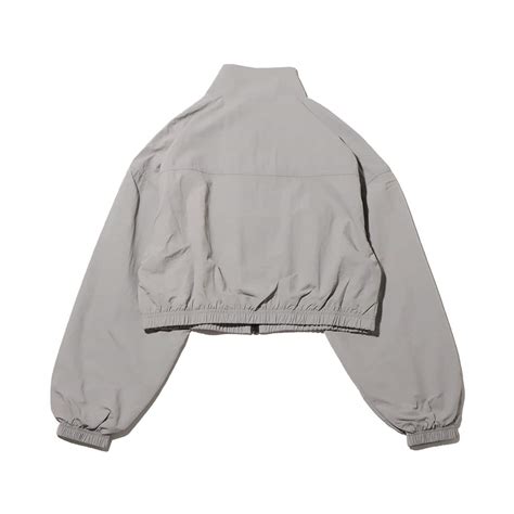 PUMA DARE TO CROPPED WOVEN JACKET CONCRETE GRAY （プーマ デア トゥー クロップド ウーブン ...