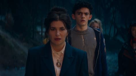 How many episodes are in Agatha All Along season 1 on…