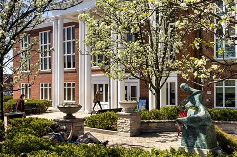 Park Ridge, IL City Guide | About Living in Park Ridge - Homes.com