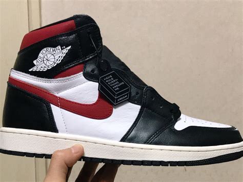 러프 (@rough.xx) 님의 게시물 | KREAM