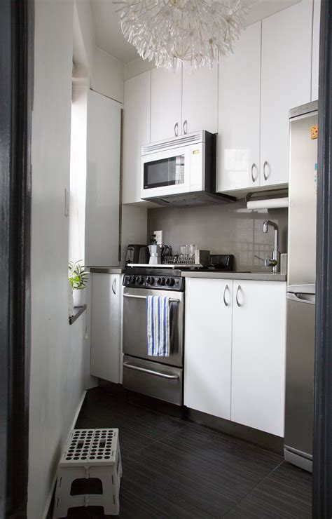 House Tour: A Colorful 450 Square Foot NYC Studio | Apartment Therapy