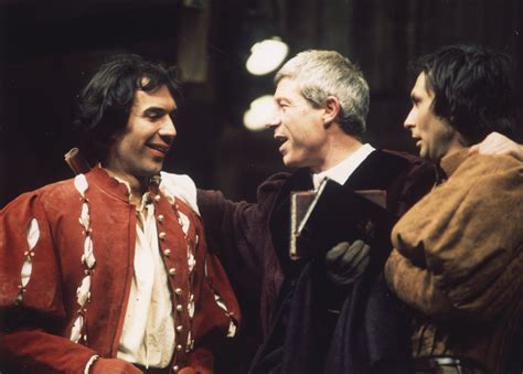 Romeo and Juliet Character Relationships | Shakespeare Learning Zone