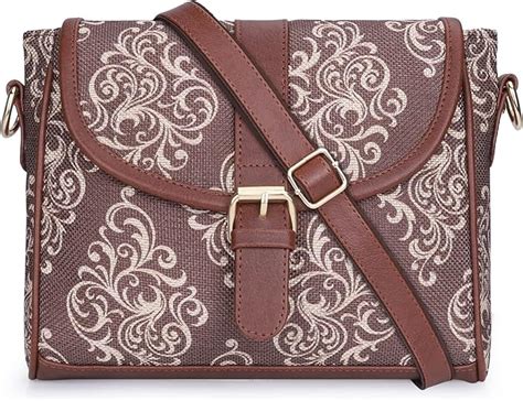 Amazon.in: The Clownfish: Hand Bags