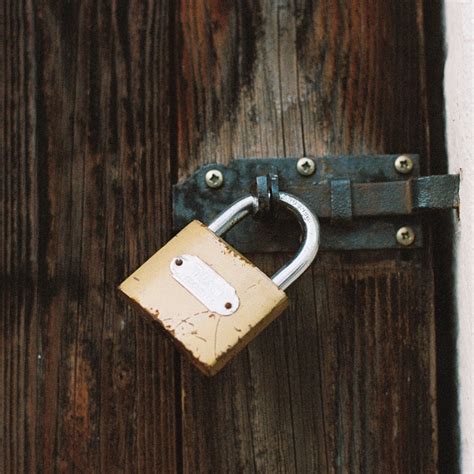 How to Remove PVC Lock without Key 的图像结果