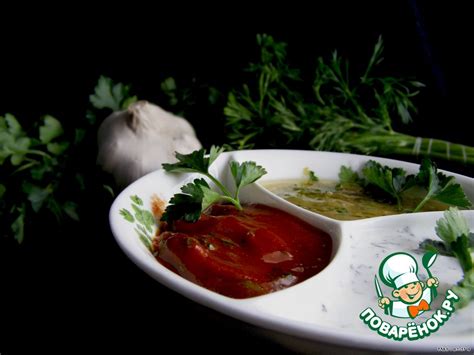 Манты на луковой "подушке" с тремя соусами – кулинарный рецепт