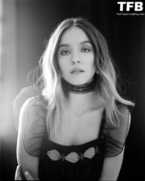 Sydney Sweeney Nude Sexy (63 Photos) - Sexy e-Girls🔞