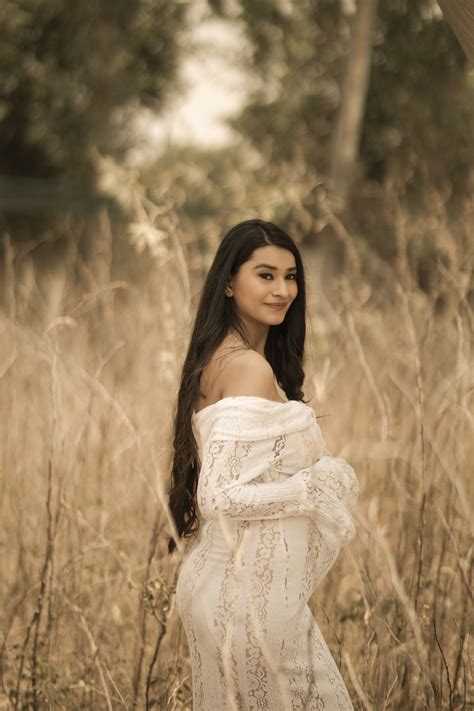 Best maternity shoot in ghaziabad - "Impresio Studio - Premier ...