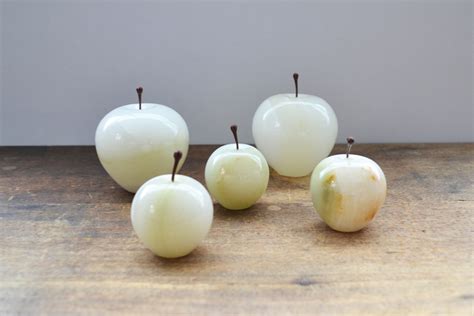 Marble Apple - リンゴのオブジェ | CORNER STORE