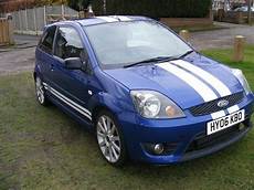 ford st 2006 ford st 2006 3 door in blue with white stripes in ford st 2006 ford st 2006 3 door in blue with white stripes in