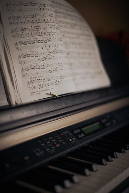 Benefits of solfeggio frequencies and chakras | Meer