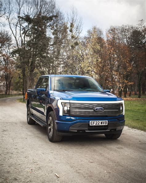 Ford F-150 Lightning ma bagażnik jak kawalerkę. Jeździłem elektrycznym pickupem po Polsce
