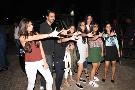 Farhan Akhtar, Shraddha Kapoor at Rock On 2 Special Screening at PVR ...