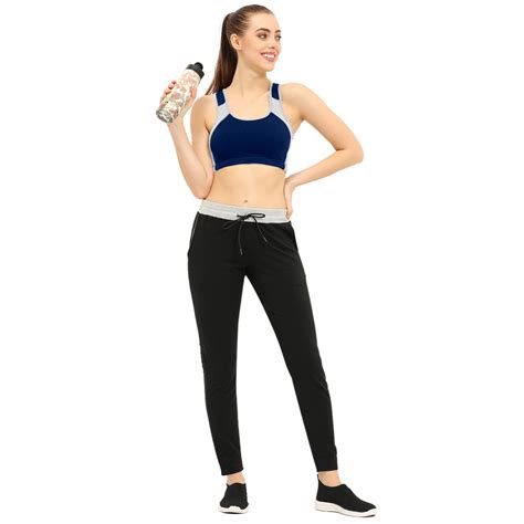 Padded Non-Wired Full Coverage Sports Bra – FYVA