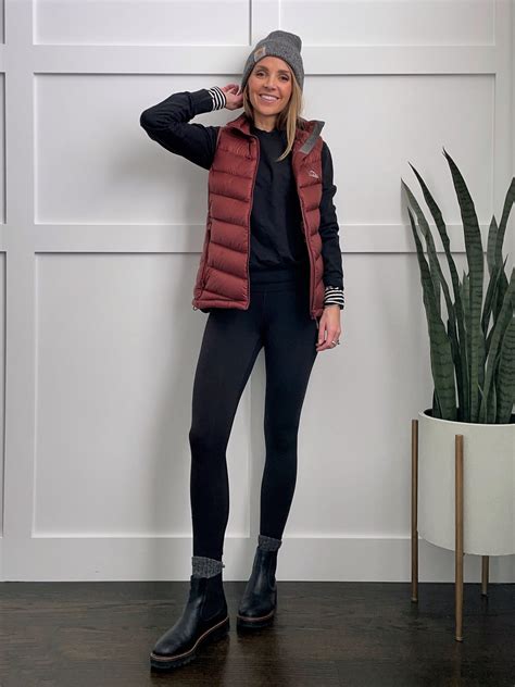 4 Puffer Vest Outfits to Copy - Merrick's Art