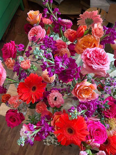 Owensboro Florist - Meadow House Flowers & Gifts (@meadowhouseflowers ...