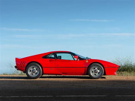 The Breathtakingly Fast 288 GTO Paved the Way for Ferrari's Most Legendary Machines - autoevolution
