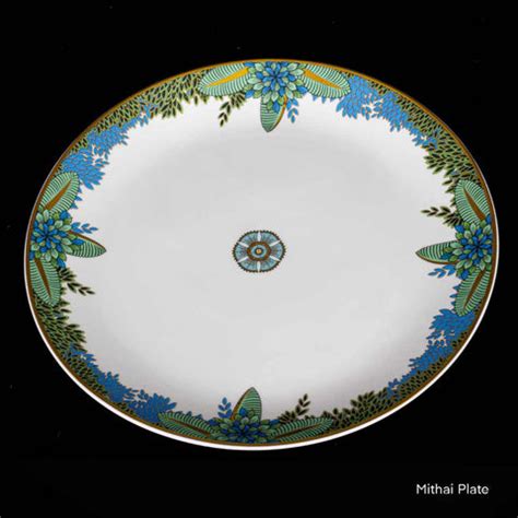 Buy Bundi Mahal Mithai Plate Online | Narmrata Kedia Design(10in dia x ...