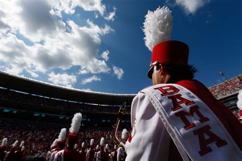 Deadspin | Alabama Tight End Busted With A Quarter Pound Of Weed In His ...