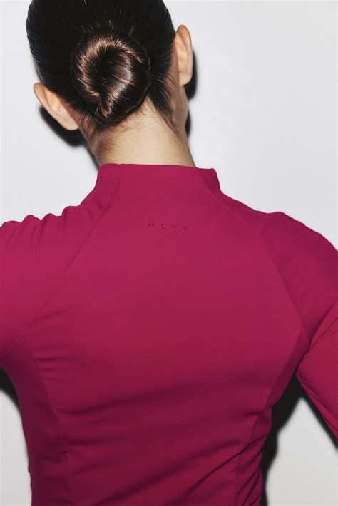 Sports jacket with SculptMove™ - Dark fuchsia - Ladies | H&M IN