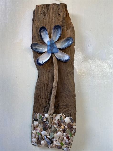 Pin by Michele Sartin on driftwood in 2022 | Shell crafts diy ...
