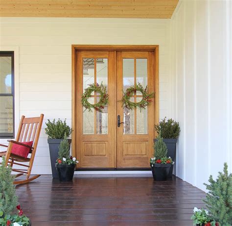 The Farmhouse Front Door: A Simple Statement that Speaks Volumes