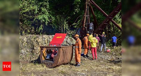 Meghalaya illegal mining: Draining out of water goes on in mines ...