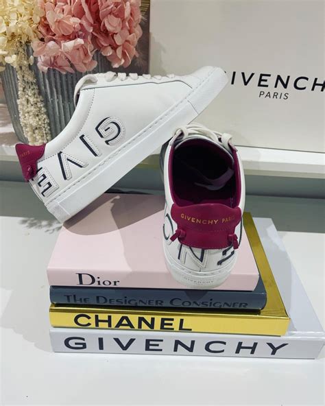 Givenchy Urban Street Low Top Sneakers - The Designer Consigner
