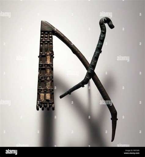 Crook And Flail Meaning : The Symbolism of the Crook and Flail: Myths ...