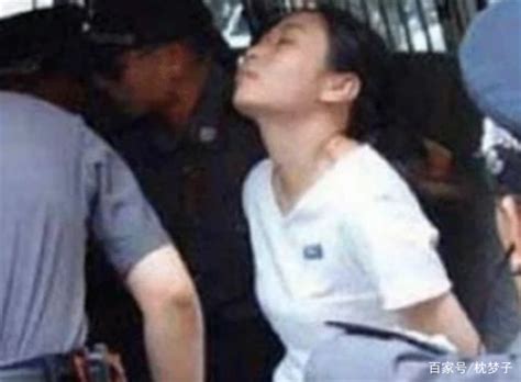 依据法律规定，她最终被再次枪决，她就是中国有名的美女死刑犯毕丽梅。 – 爱读书