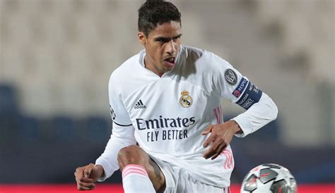 Real Madrid wartet auf Angebot von Manchester United für Raphael Varane ...