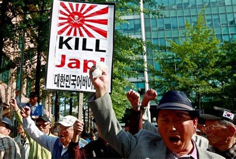 韩国民众聚集日本使馆外举行反日示威-图闻天下-锦程物流网