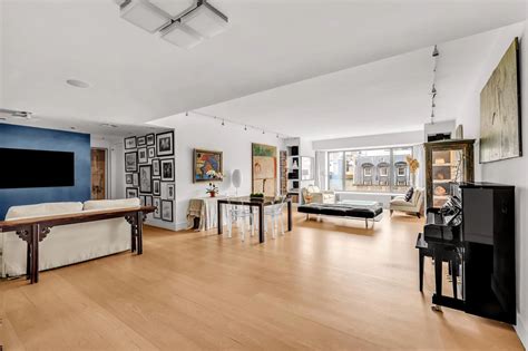 There's a room for everyone in this $4.7M Museum Mile co-op | 6sqft