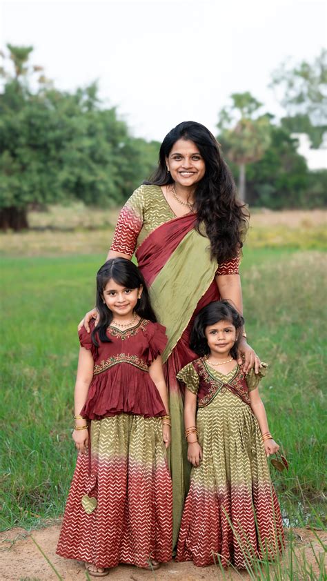 FAMILY'S FESTIVE GREEN AND BROWN MATCHING OUTFITS | DURGA COMBO ...