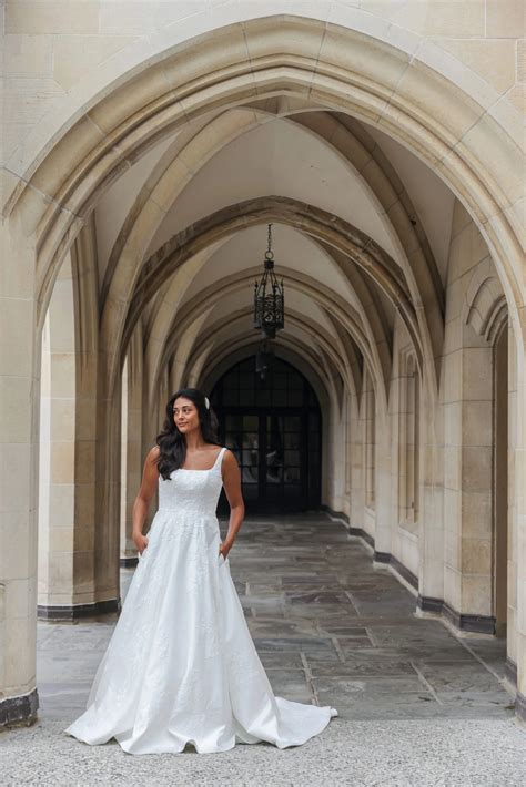 Modest Floral Lace A-line Wedding Dress with Pockets