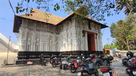 കഴകം ജോലിയിൽ നിന്ന് മാറ്റണം; ജാതിവിവേചനം നേരിട്ട ക്ഷേത്ര ജീവനക്കാരന് ...