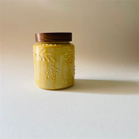 Store variety of pickels, snacks or grains in ceramic jars. – Ceramic ...