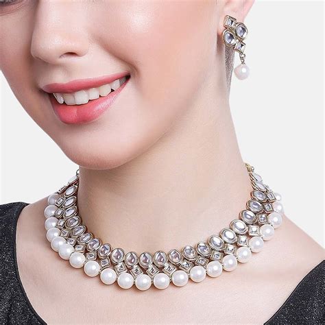 Traditional Kundan and Pearl gold plated Necklace set – Estele