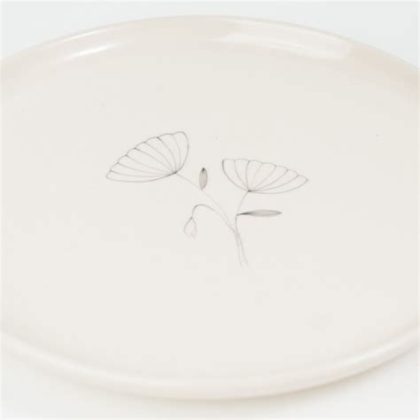 Poppy Dinner Set | 14 pcs | White Base – Lagavi