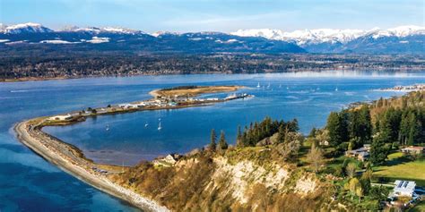 HOME BASE - The Collective Magazines