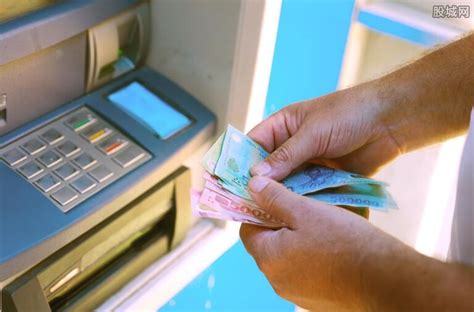 长沙银行快乐秒贷流程是什么 这两步简单操作就能到账 - 探其财经