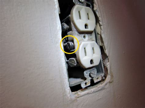 Hazards with aluminum wiring - Structure Tech Home Inspections