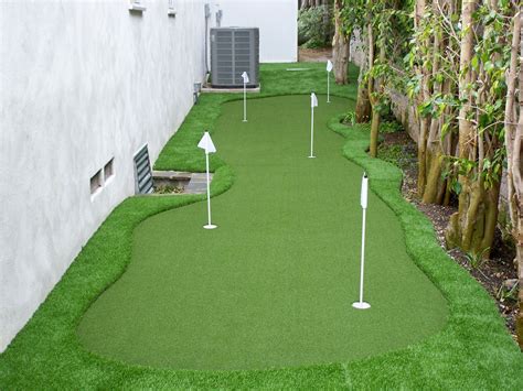best indoor putting green for home - She Has A Beautiful Blogging Image ...